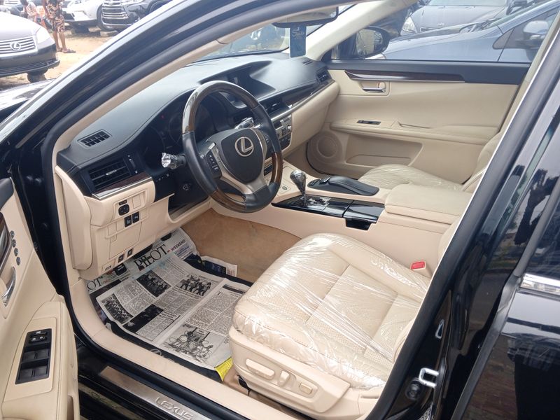 Thumbnail 5 of 2014 Lexus ES